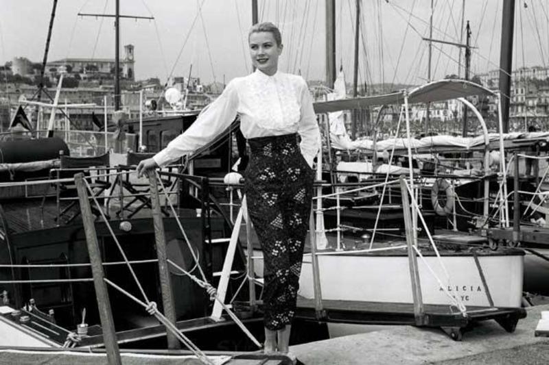 عودة إلى حقبة التسعينات لنتذكر ستايل غريس كيلي الخاص